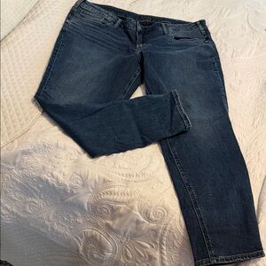 Silver Jeans Women's Straight Leg Indigo Blue Jeans